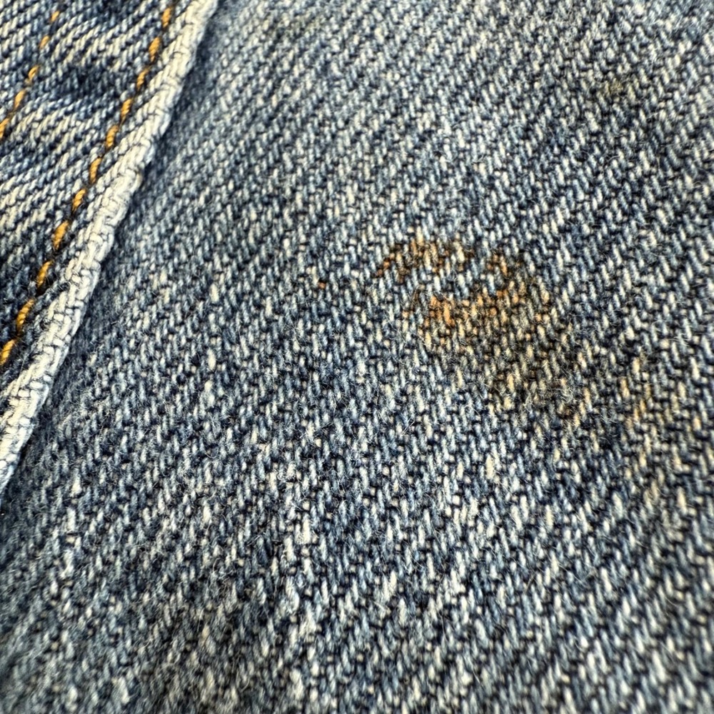 Levi's 550 Relaxed Fit Jeans Men's W38 L32 (38x31) Light Wash Denim Distressed - Picture 14 of 14